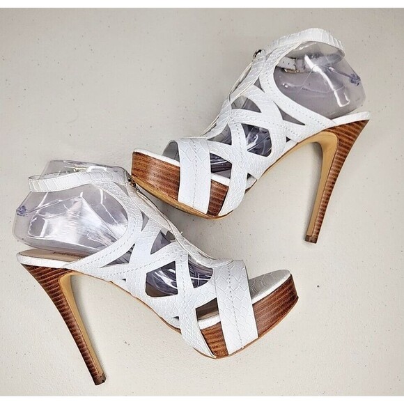 Guess Women's Sandals White Leather Platform Heels Stiletto Strappy Shoes Sz 9.5 - Picture 1 of 10
